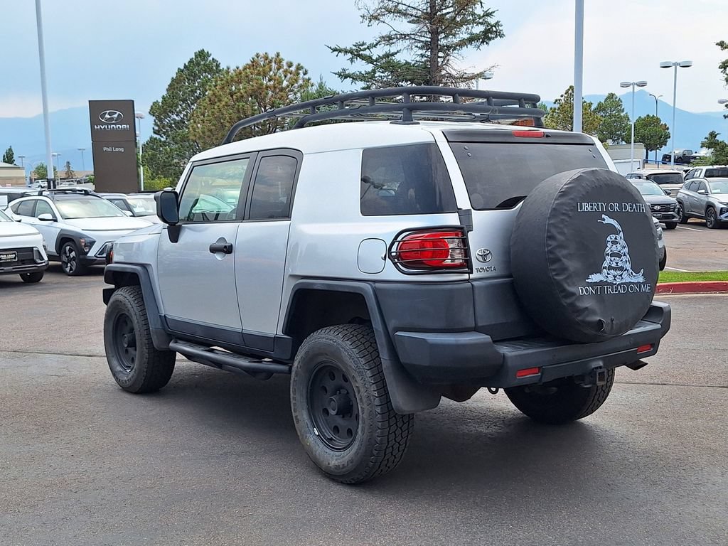 Used 2007 Toyota FJ Cruiser 4WD w/ Upgrade Pkg 1 video 5