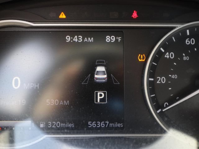 Used 2024 Nissan Versa SR FWD image 18