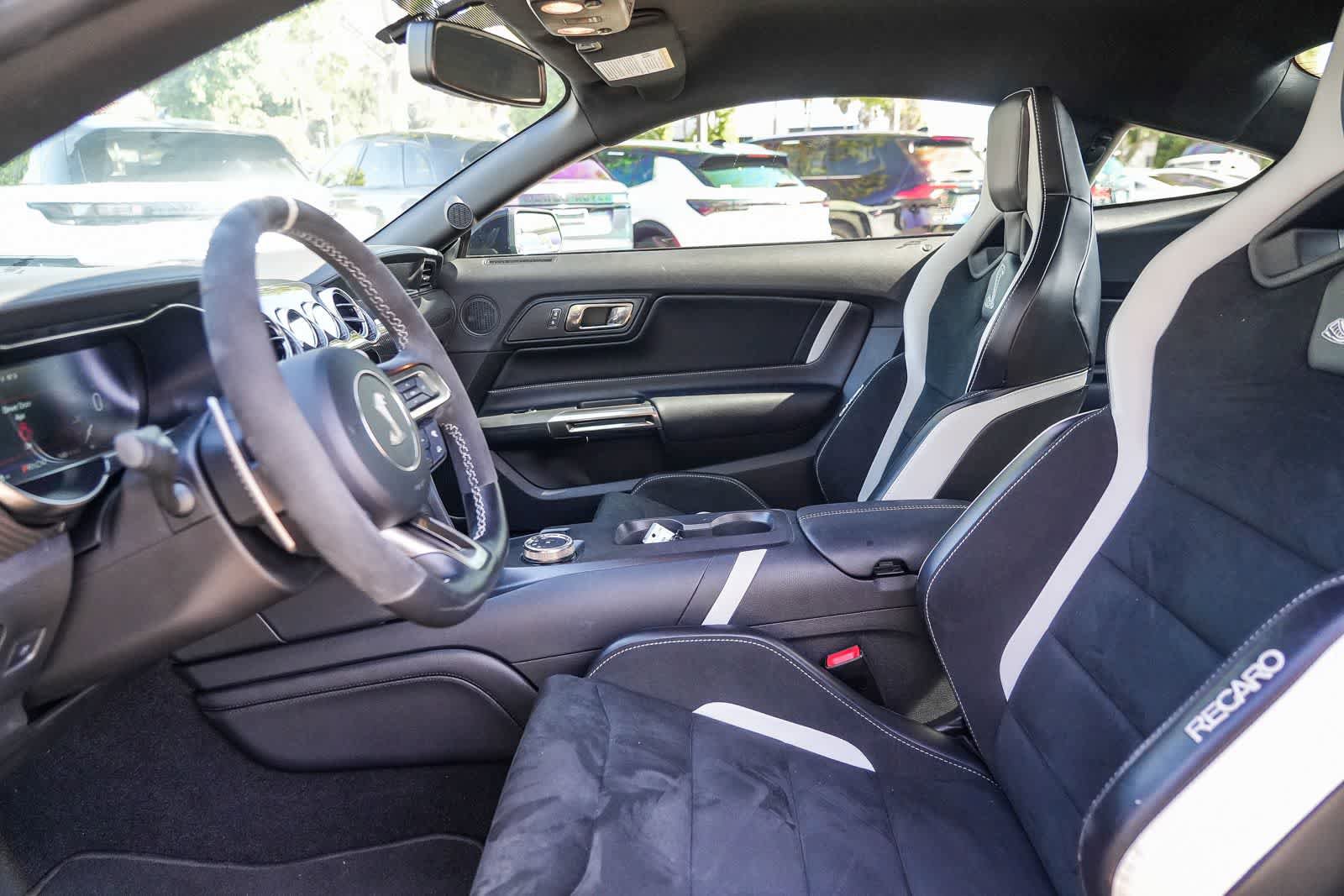 Used 2020 Ford Mustang Shelby GT500 w/ Technology Package RWD image 19