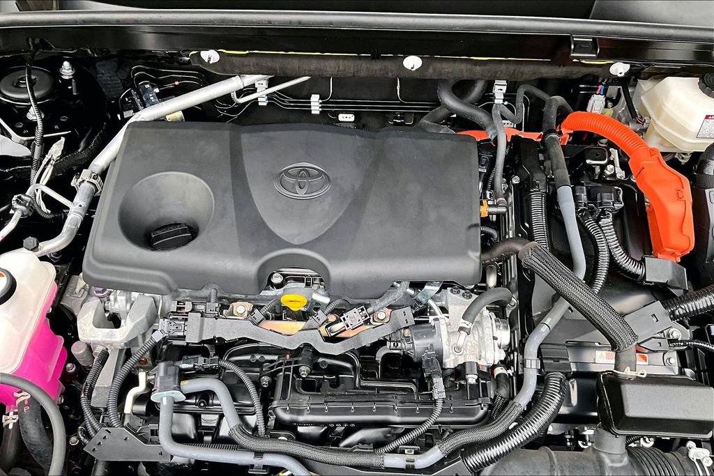 Used 2023 Toyota Venza LE AWD/4WD image 31