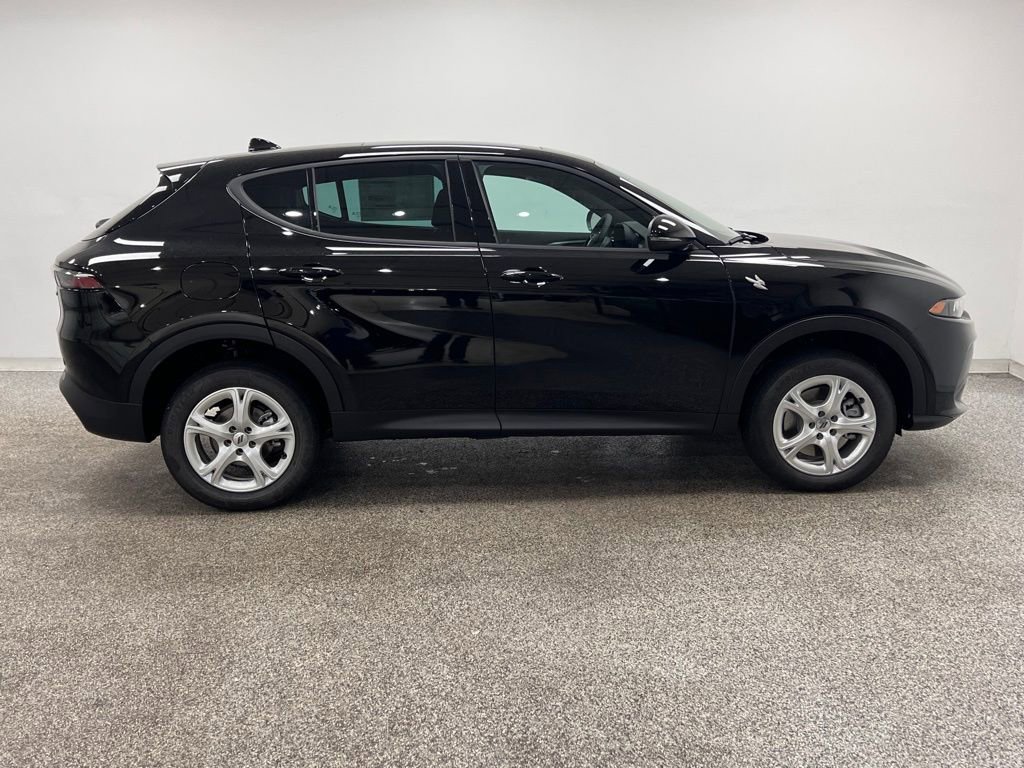 Used 2024 Dodge Hornet GT image 17