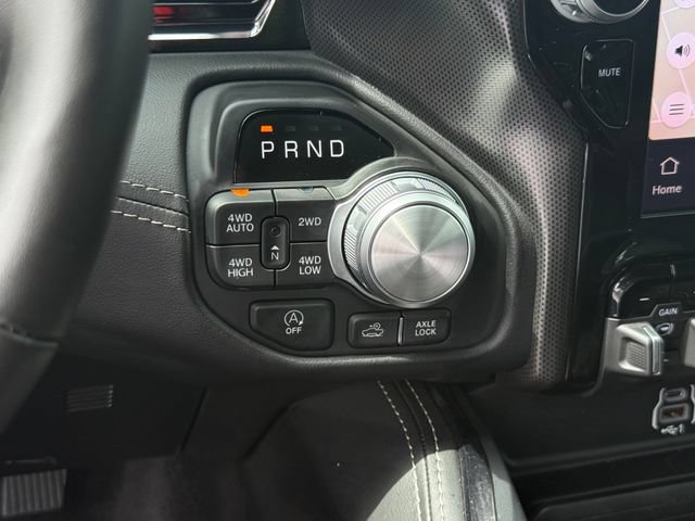 Used 2025 RAM 1500 Limited w/ Off Road Group AWD/4WD image 22