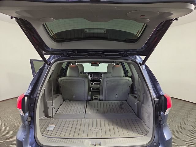 Used 2018 Toyota Highlander Limited Platinum AWD/4WD image 34