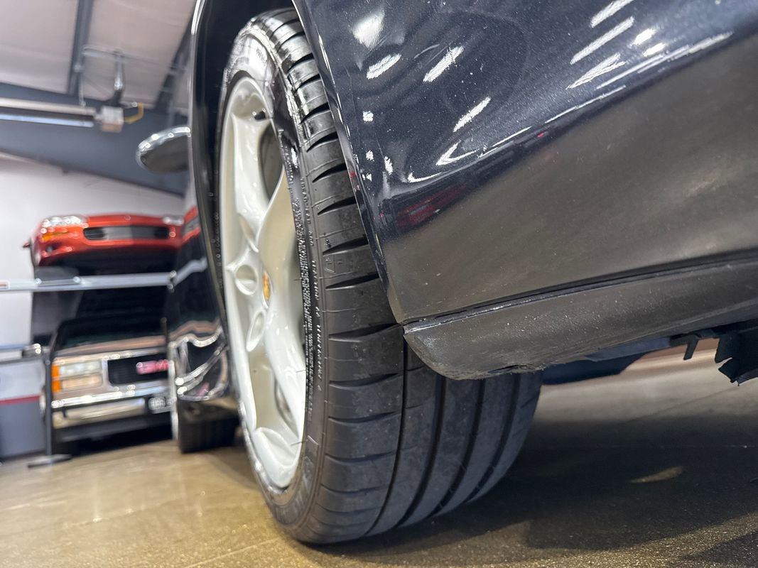 Used 2004 Porsche 911 Carrera image 60