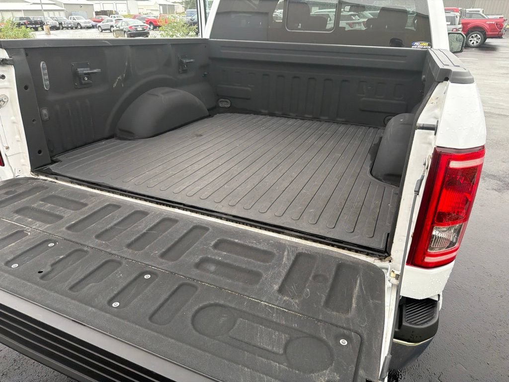 Used 2017 Ford F150 XLT w/ Equipment Group 302A Luxury AWD/4WD image 13