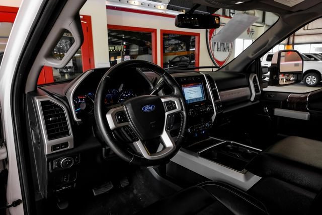 Used 2019 Ford F250 Lariat w/ Lariat Value Package AWD/4WD image 6