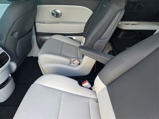 New 2026 Hyundai Ioniq 9 Limited image 13