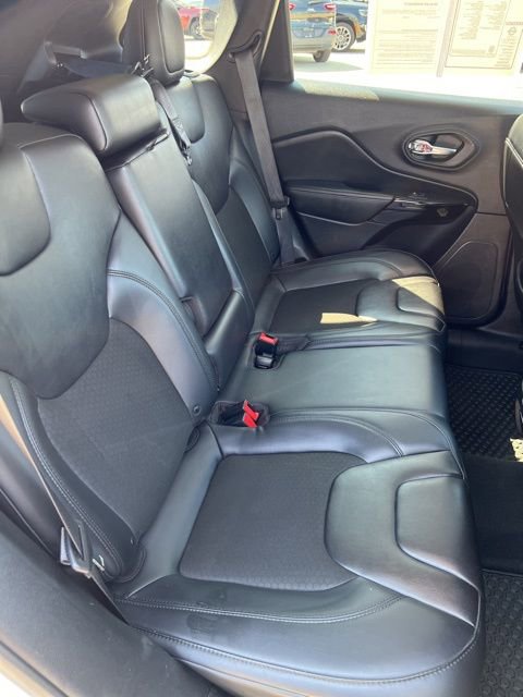 Certified 2019 Jeep Cherokee Latitude Plus image 15