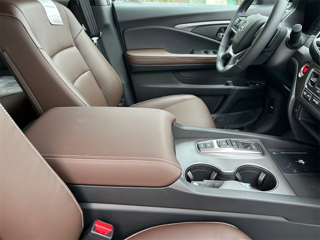 New 2025 Honda Ridgeline RTL image 16
