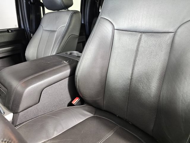 Used 2015 Ford F250 Lariat w/ Lariat Ultimate Package AWD/4WD image 24