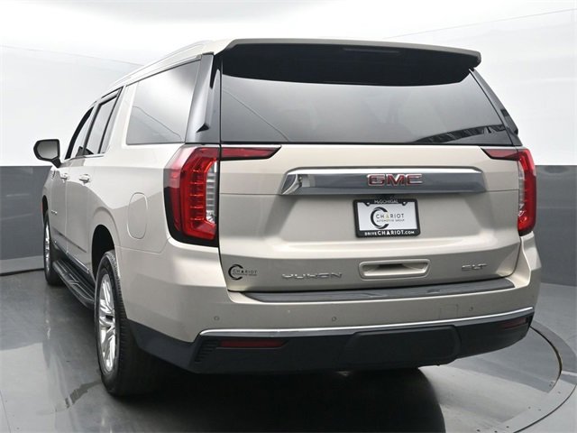 Used 2023 GMC Yukon XL SLT image 4