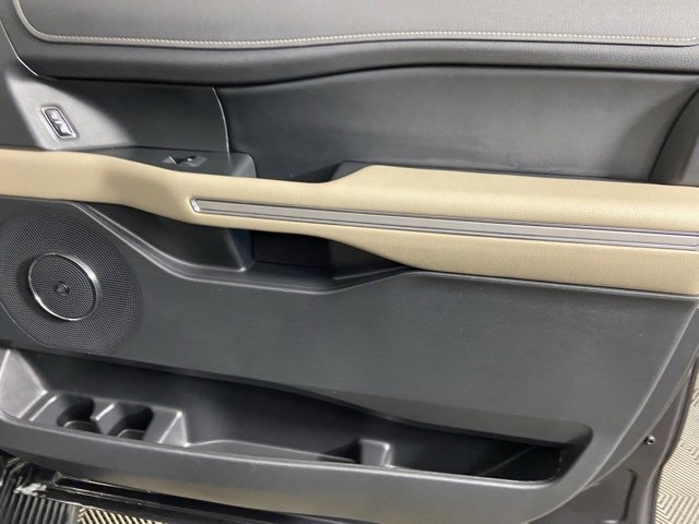 Used 2024 Ford Expedition Max Limited image 9
