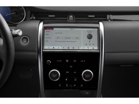 Used 2023 Land Rover Discovery Sport SE image 10