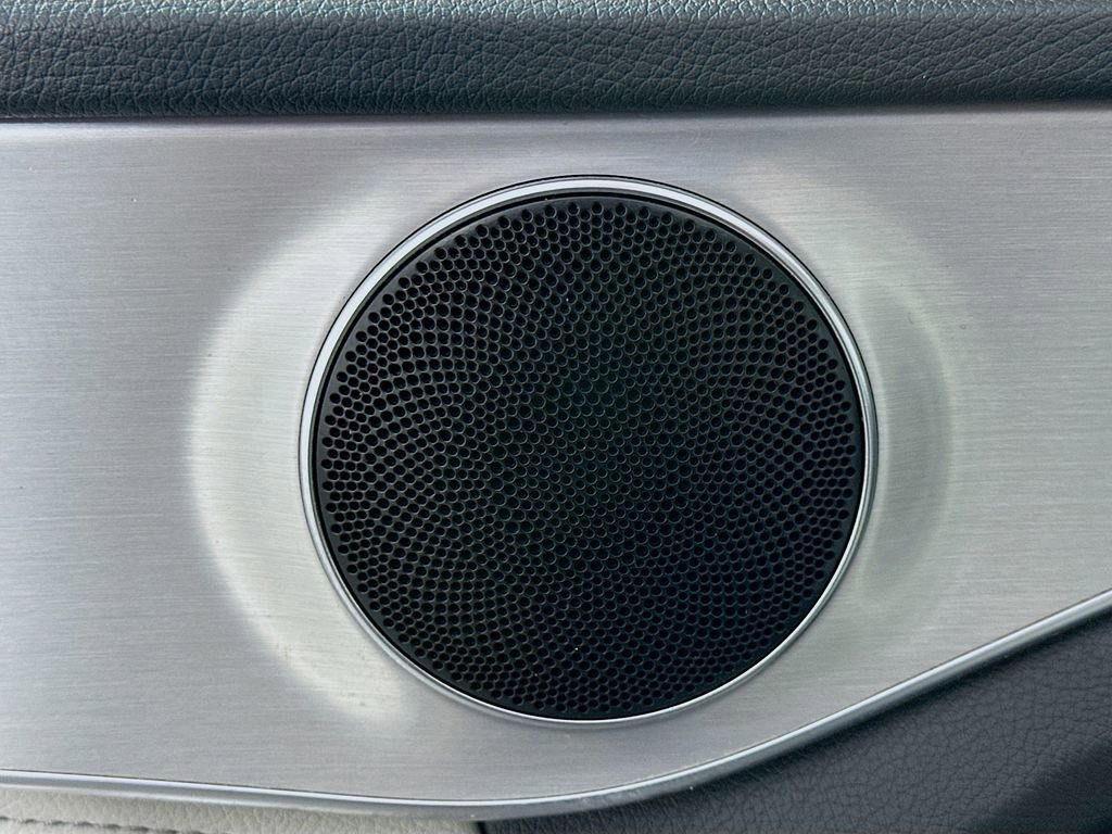 Used 2015 Mercedes-Benz C 300 Sedan image 18