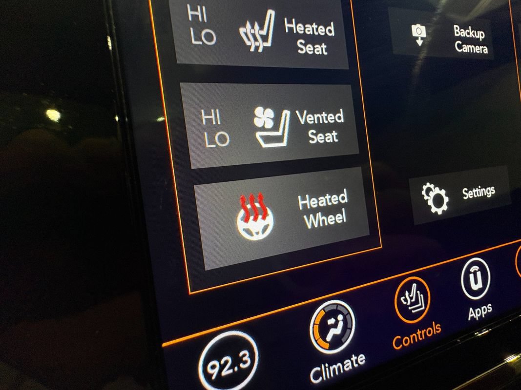 Used 2020 Jeep Grand Cherokee High Altitude AWD/4WD image 25