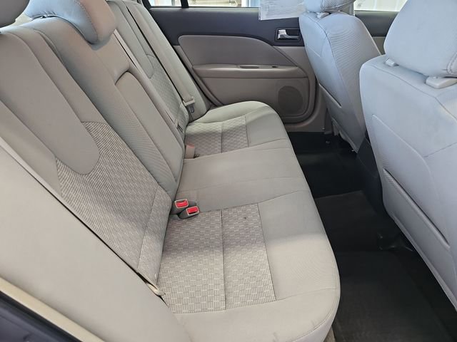 Used 2011 Ford Fusion SE FWD image 30