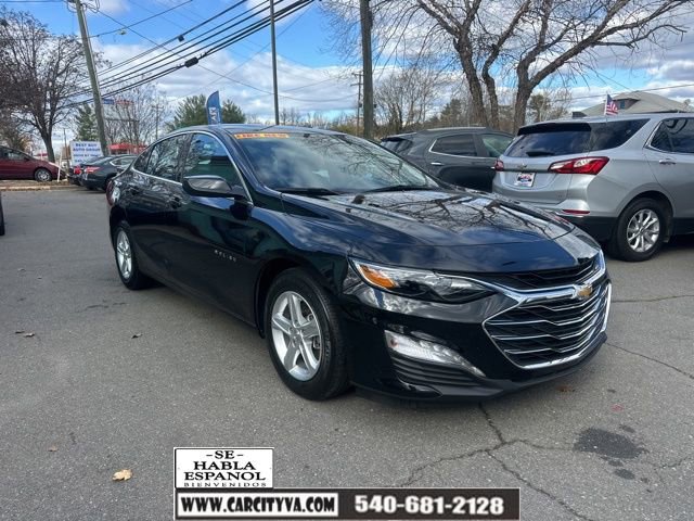Used 2024 Chevrolet Malibu LT image 1
