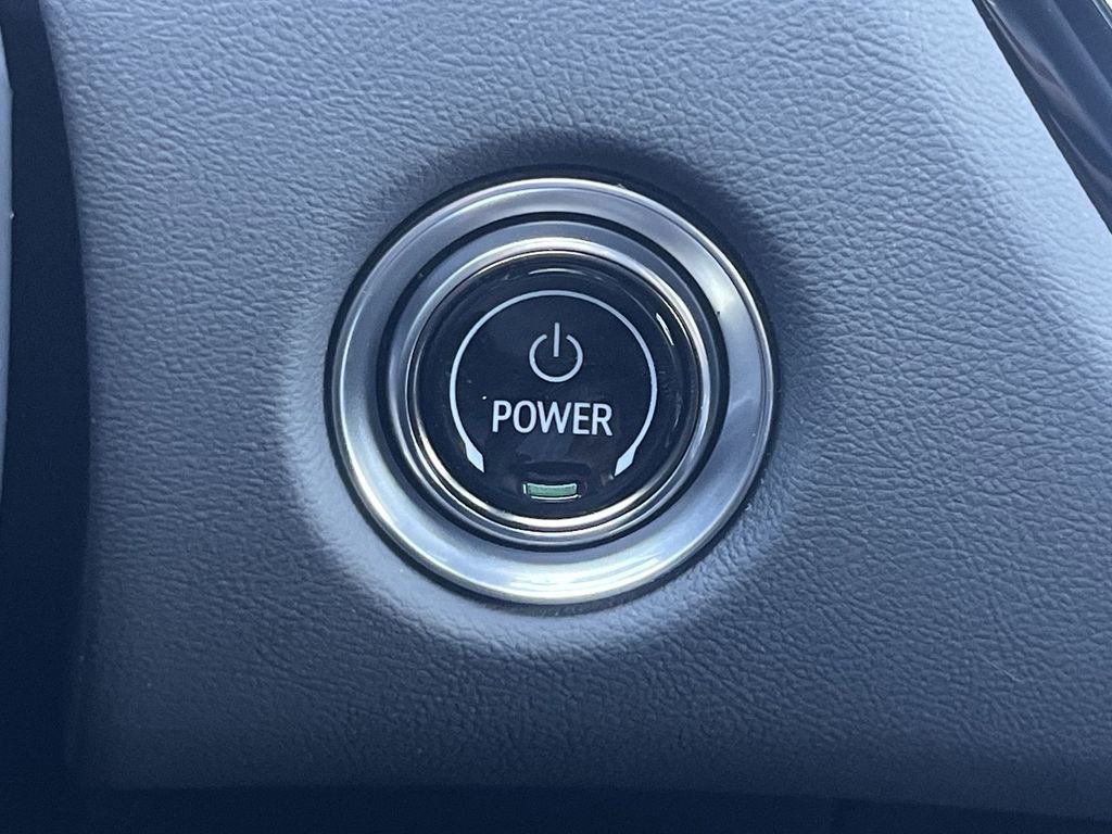 New 2025 Cadillac Lyriq Sport image 9