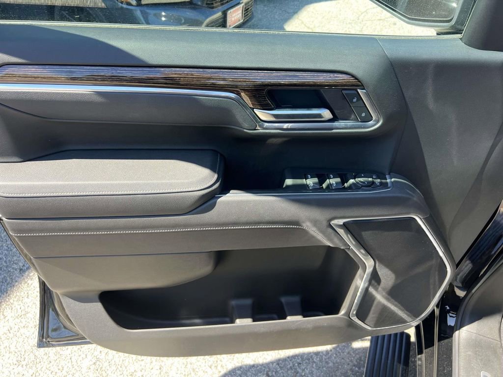 Used 2025 GMC Sierra 1500 Elevation AWD/4WD image 15