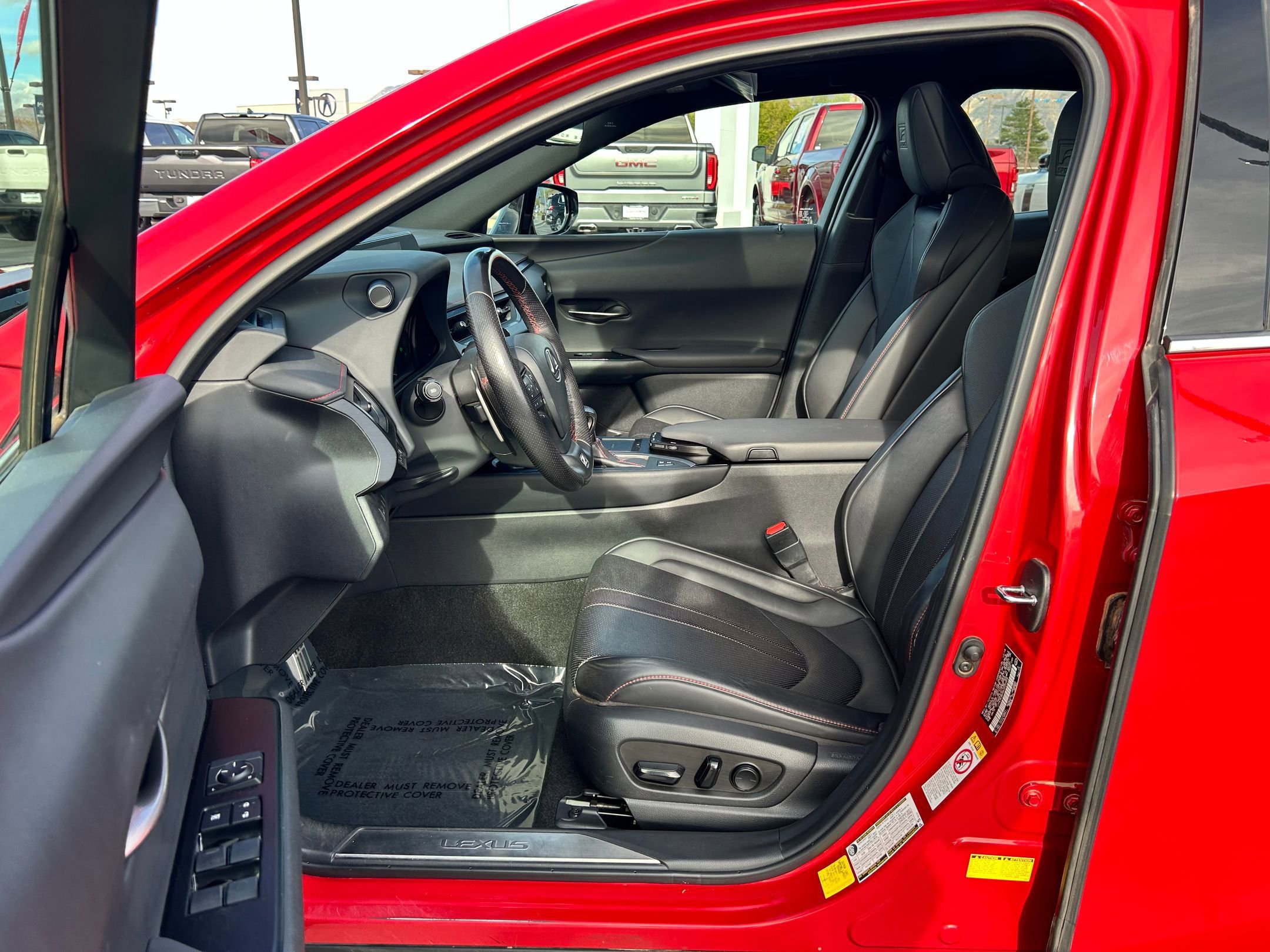 Used 2019 Lexus UX 250h F Sport w/ F Sport Premium Package image 11