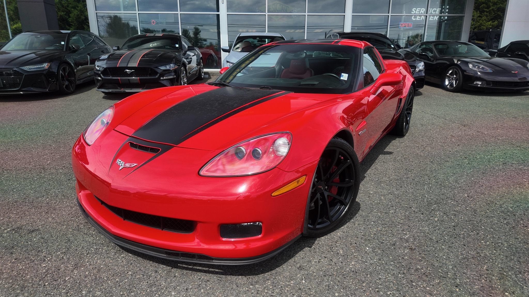 Used 2013 Chevrolet Corvette Z06 RWD image 2