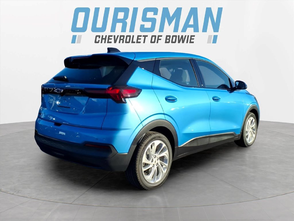 New 2027 Chevrolet Bolt LT w/ Comfort Package FWD image 3