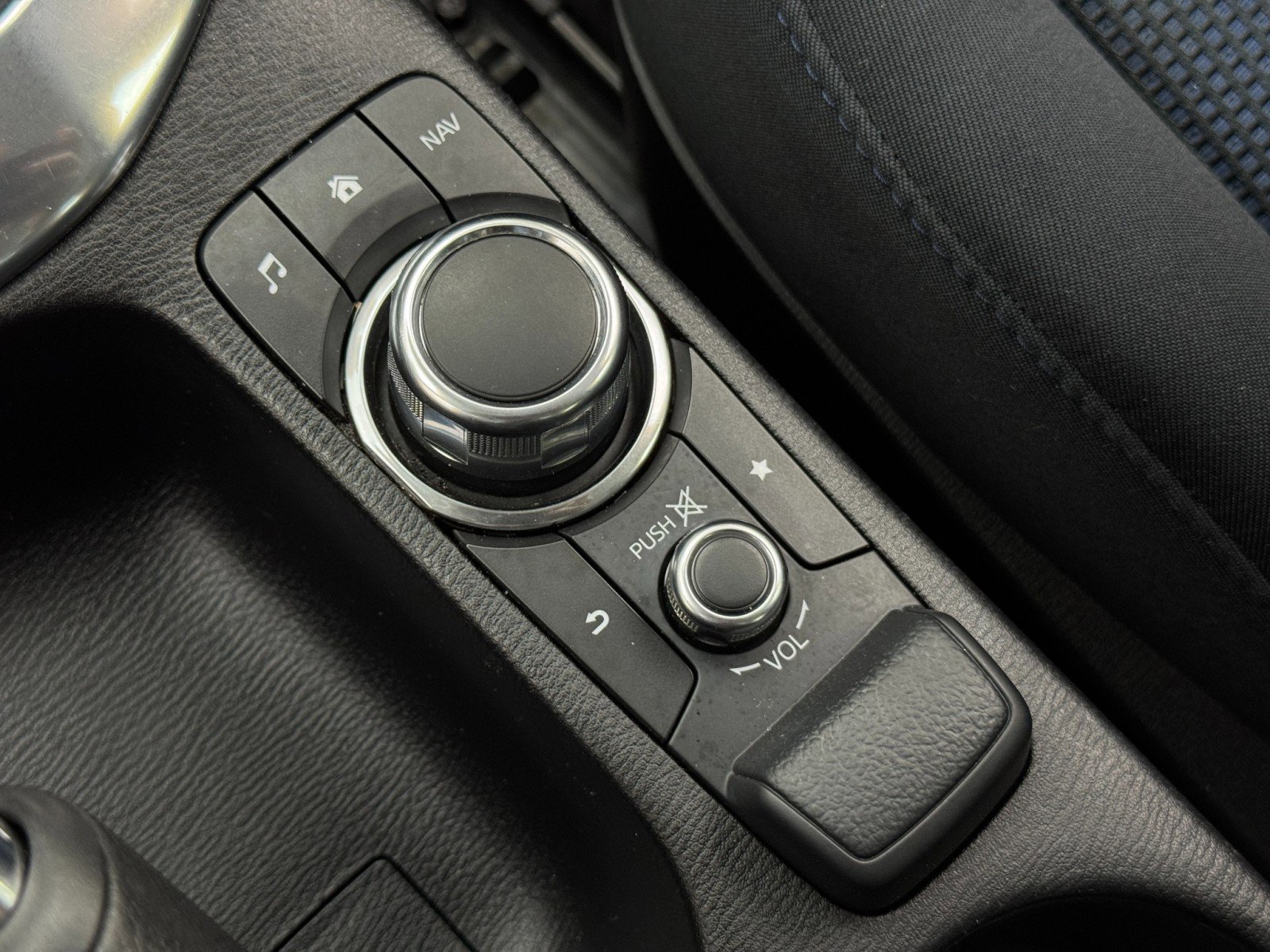 Used 2016 Scion iA image 28