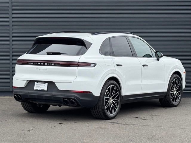 Certified 2024 Porsche Cayenne S AWD/4WD image 7