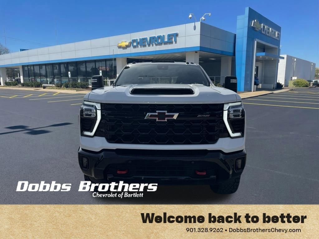 New 2026 Chevrolet Silverado 2500 ZR2 image 2