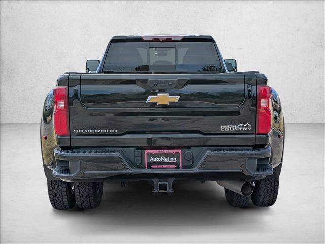 Used 2024 Chevrolet Silverado 3500 High Country w/ High Country Premium Package image 6