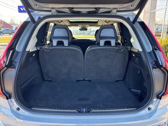 Used 2025 Volvo XC90 B6 Plus AWD/4WD image 11