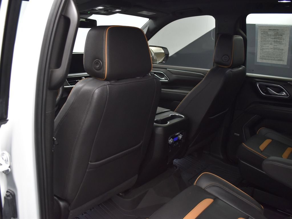 Used 2023 GMC Yukon XL AT4 AWD/4WD image 19