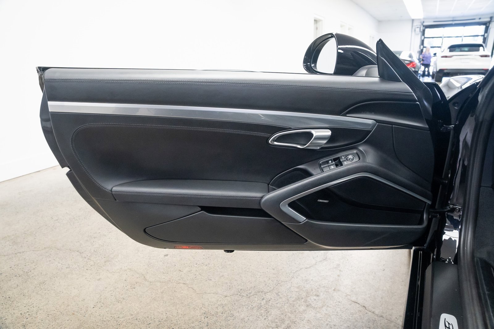 Used 2016 Porsche Boxster GTS image 16