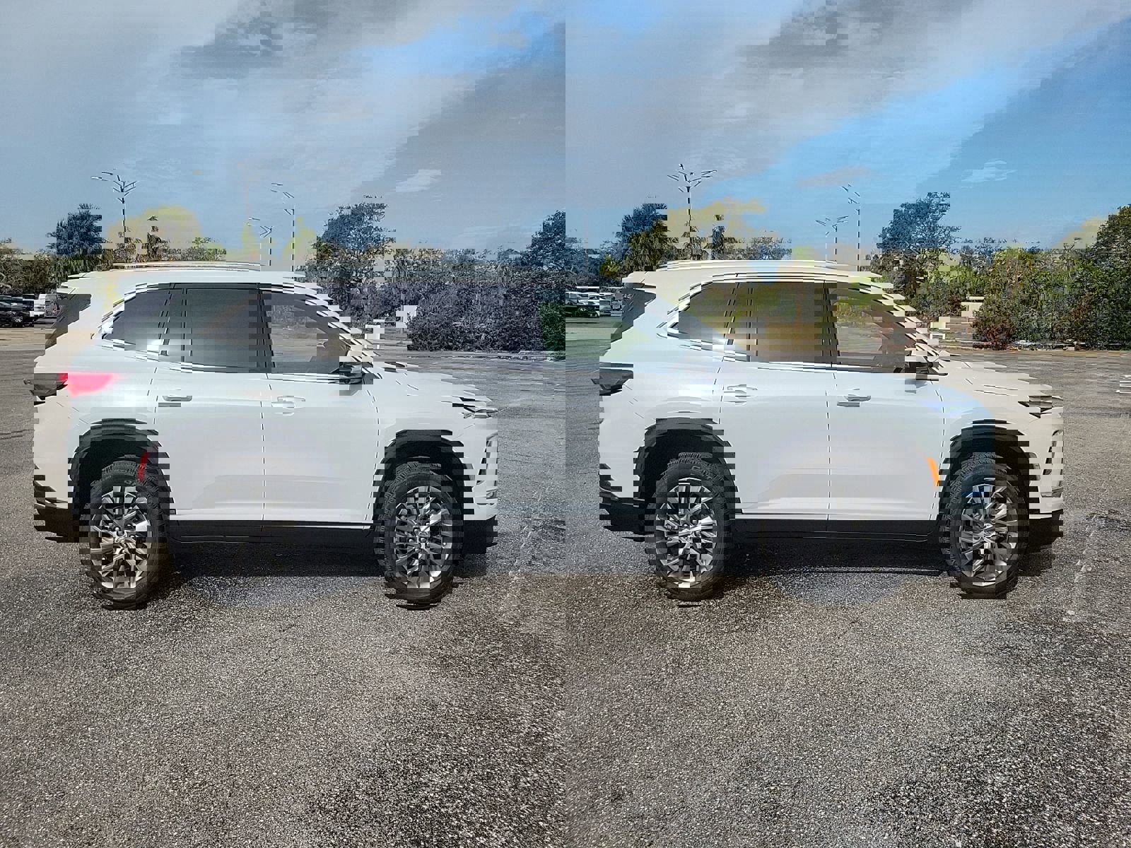 New 2026 Buick Enclave Preferred w/ Power Package image 7