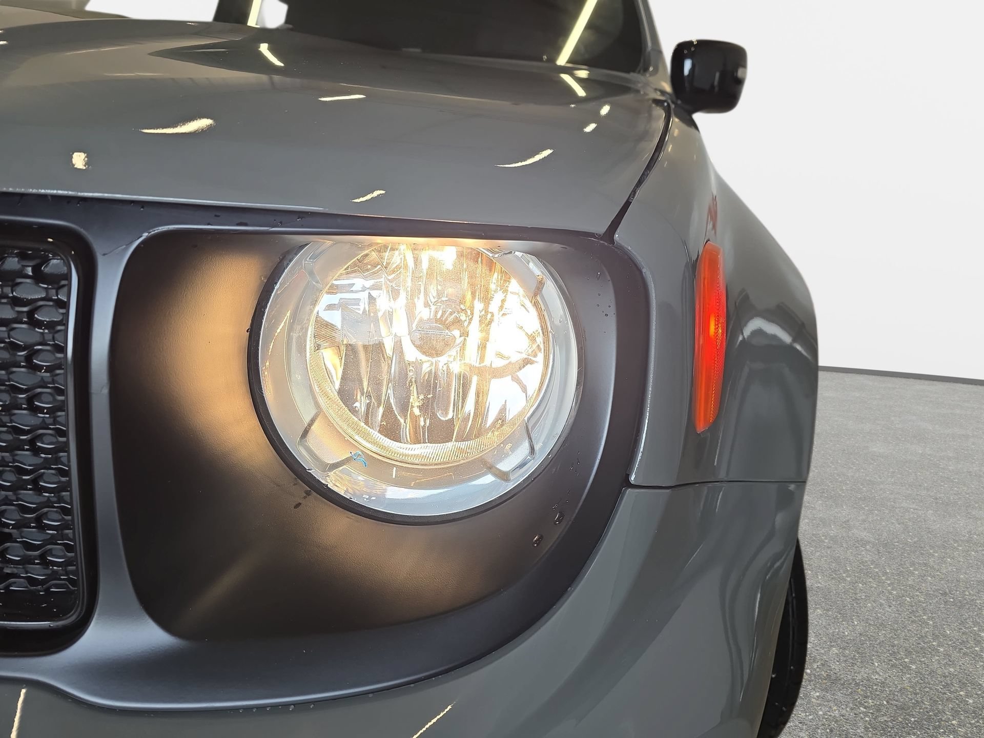 Used 2022 Jeep Renegade Altitude w/ Convenience Group AWD/4WD image 28
