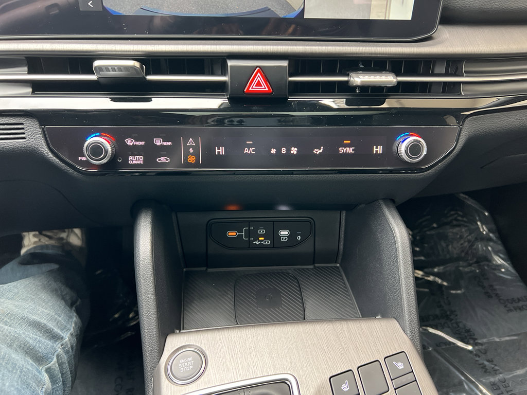 New 2026 Kia Sportage X-Line w/ X-Line Technology Package image 22