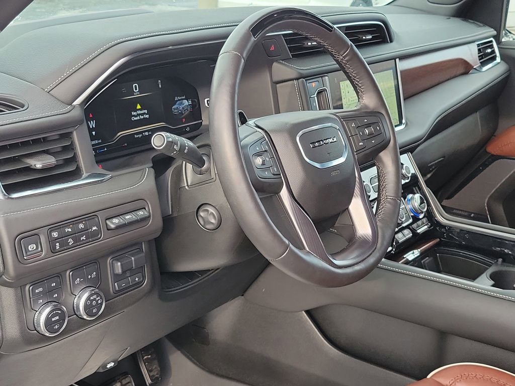 Used 2024 GMC Yukon Denali Ultimate image 10