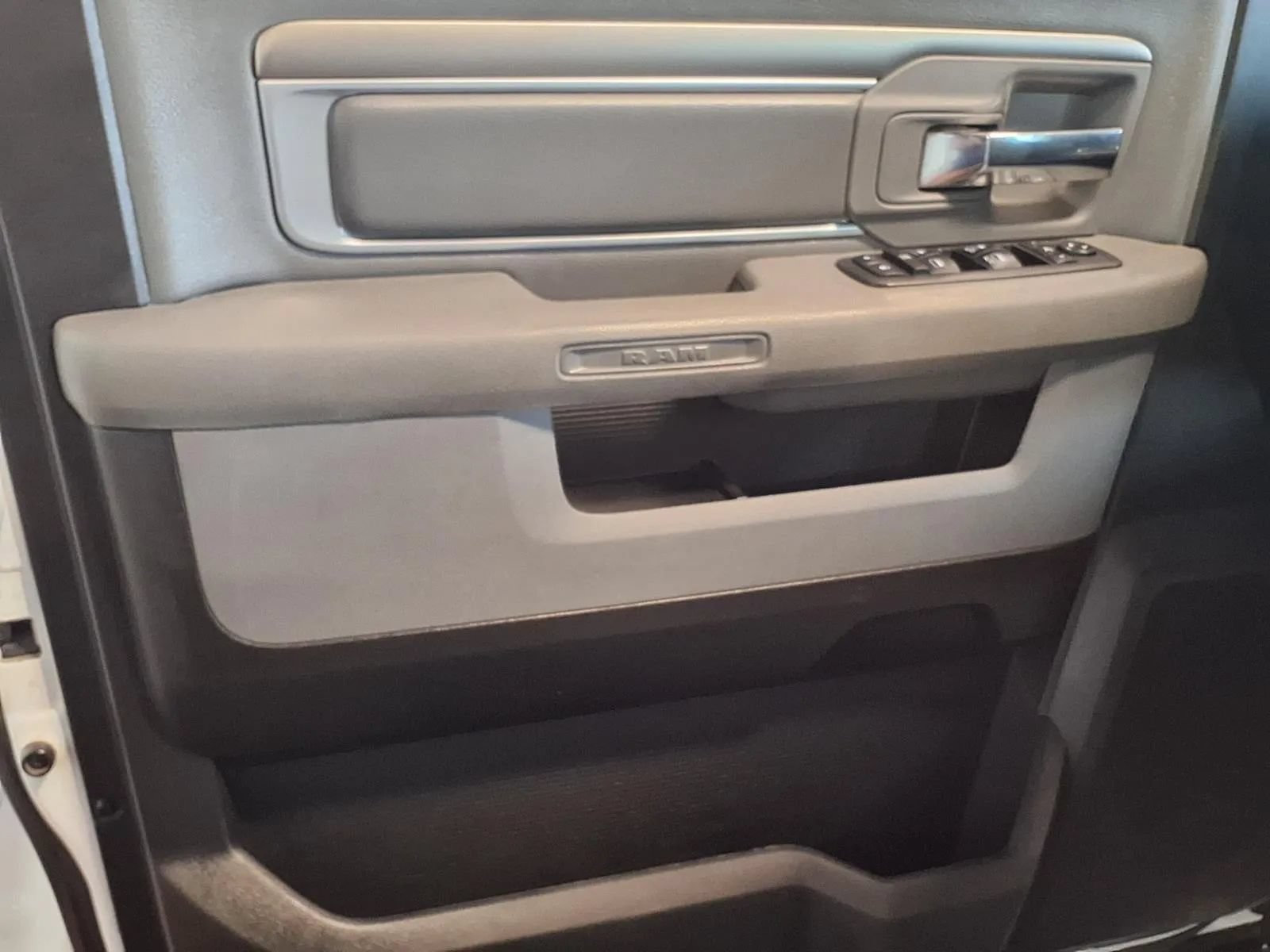 Used 2019 RAM 1500 Big Horn AWD/4WD image 15