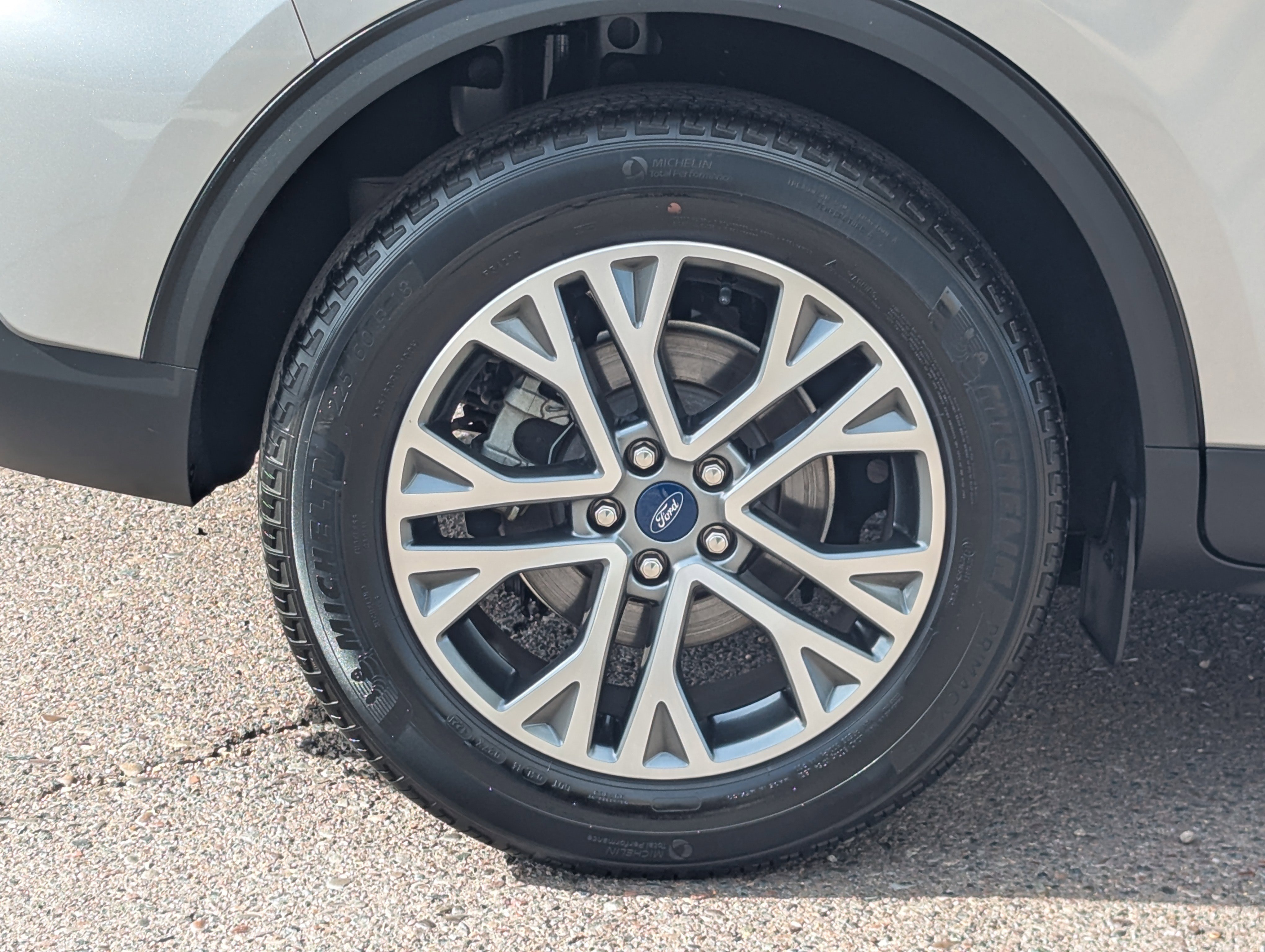 Used 2022 Ford Escape SEL image 7