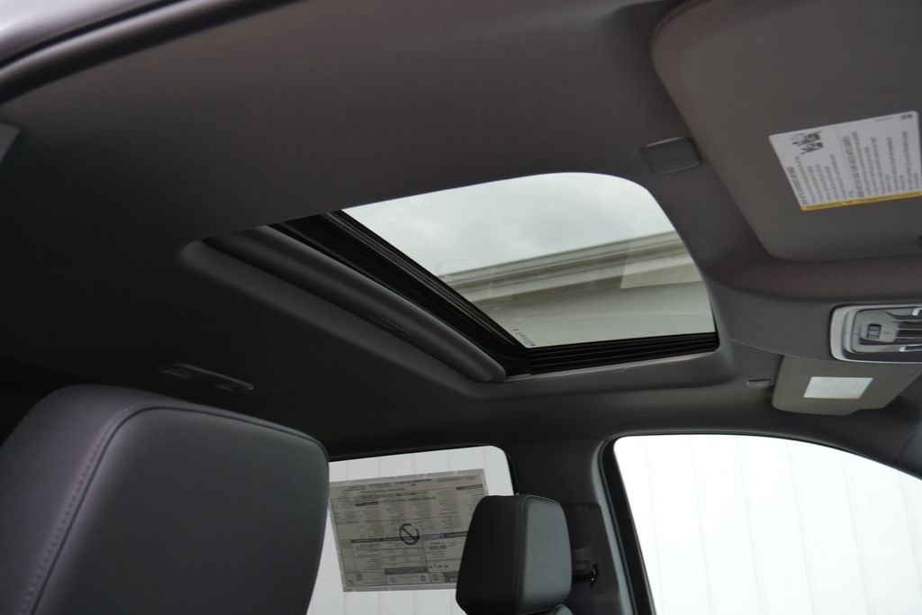 New 2026 Chevrolet Silverado 1500 LTZ w/ LTZ Premium Package image 26