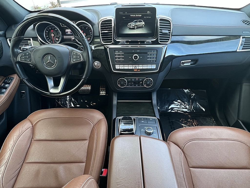 Used 2016 Mercedes-Benz GLE 400 4MATIC image 10