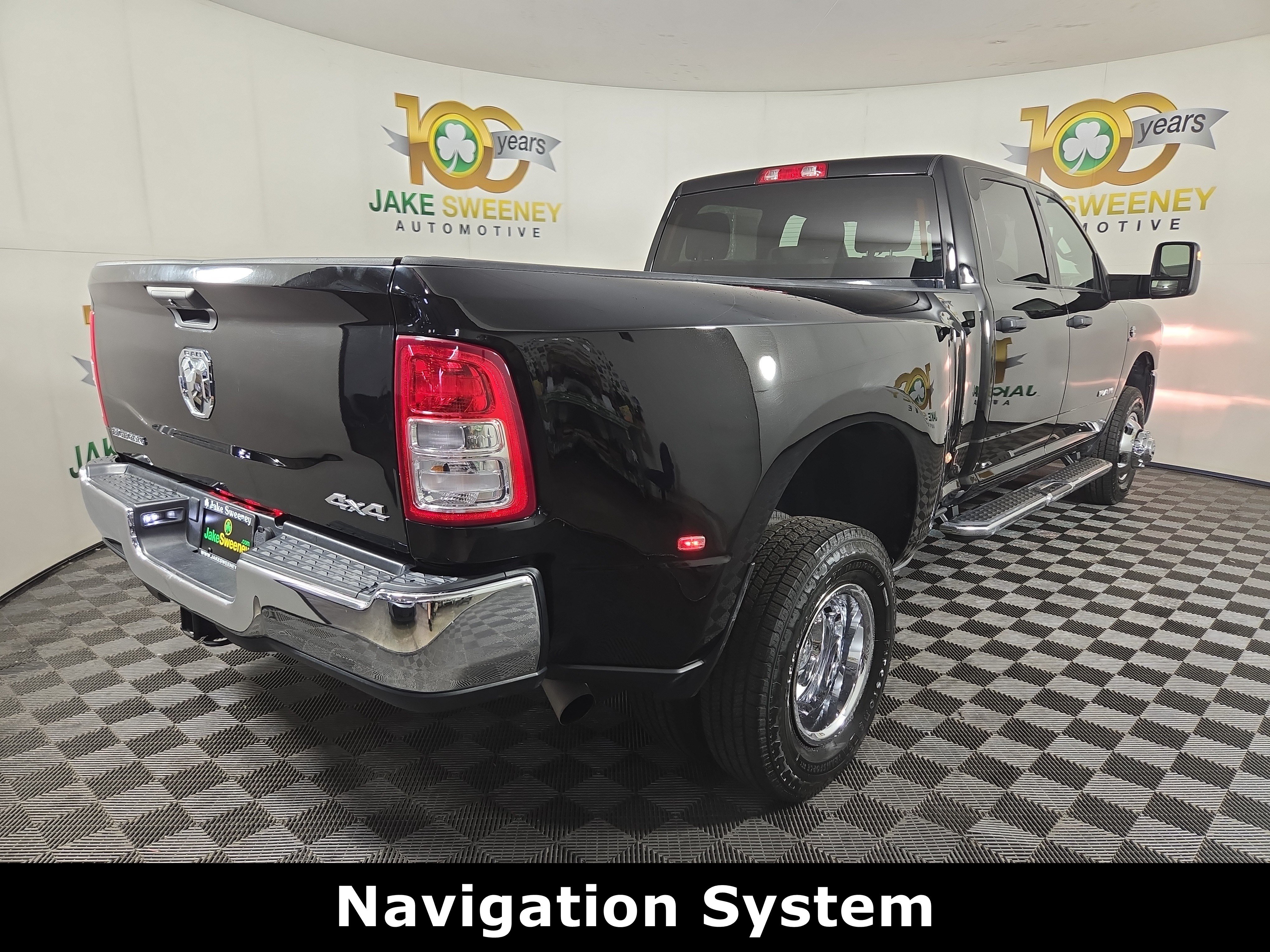 Used 2023 RAM 3500 Big Horn w/ Level 1 Equipment Group AWD/4WD image 9