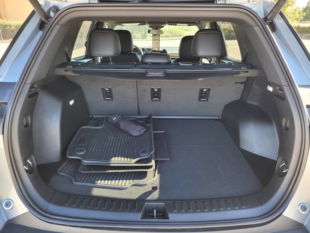 New 2026 Chevrolet Equinox ACTIV AWD/4WD image 7