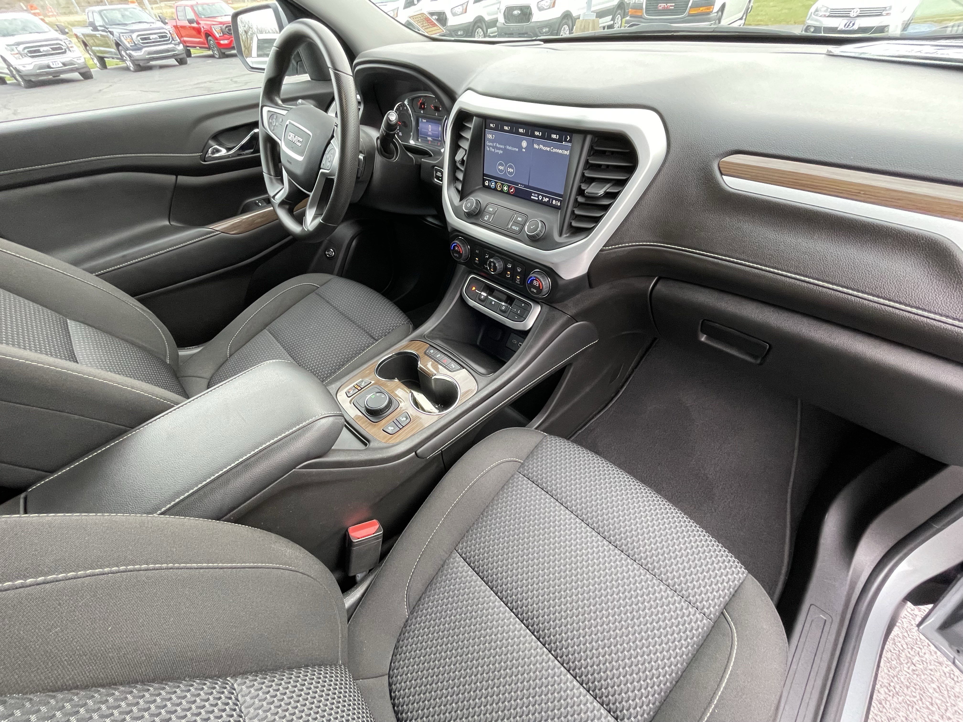 Used 2023 GMC Acadia SLE w/ Driver Convenience Package image 37