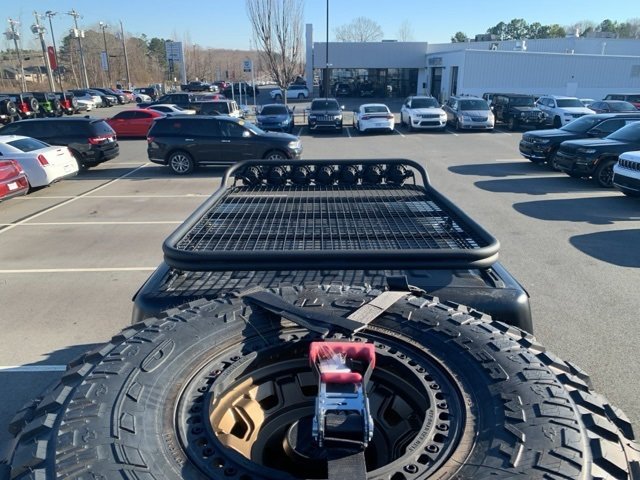 Used 2023 Jeep Gladiator Sport image 28