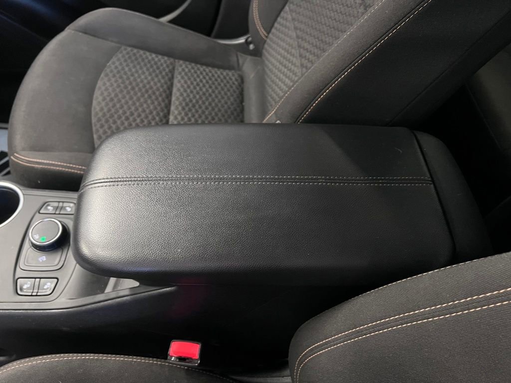 Used 2018 GMC Terrain SLE w/ Driver Convenience Package image 31