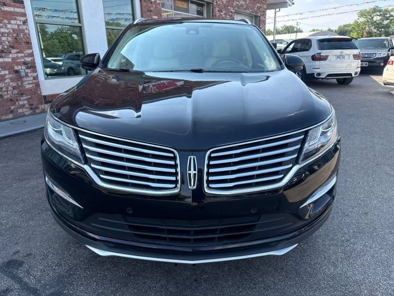 Used 2017 Lincoln MKC Black Label FWD image 2
