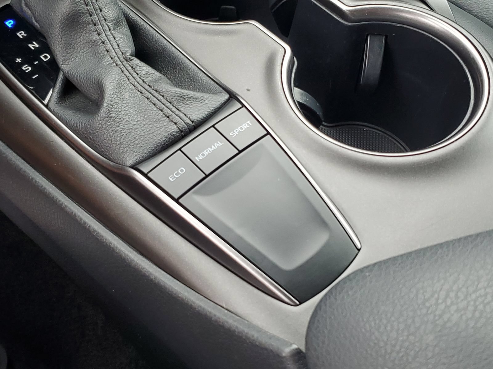 Certified 2024 Toyota Camry SE FWD image 29