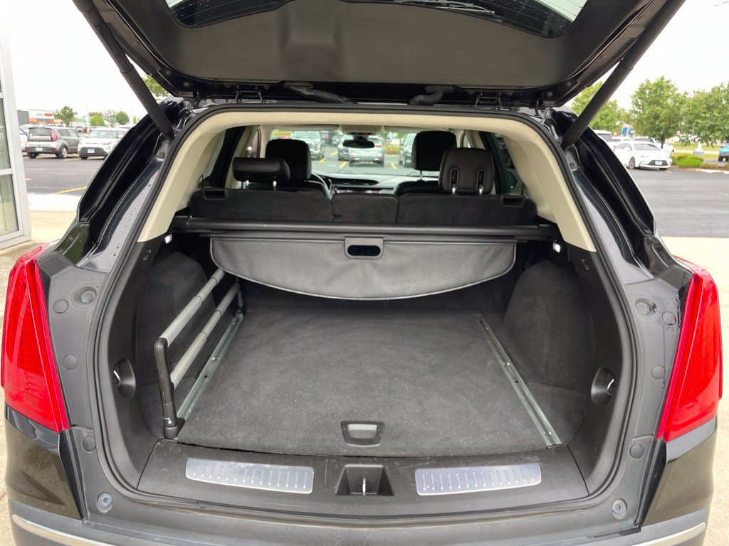 Used 2019 Cadillac XT5 Luxury FWD image 14