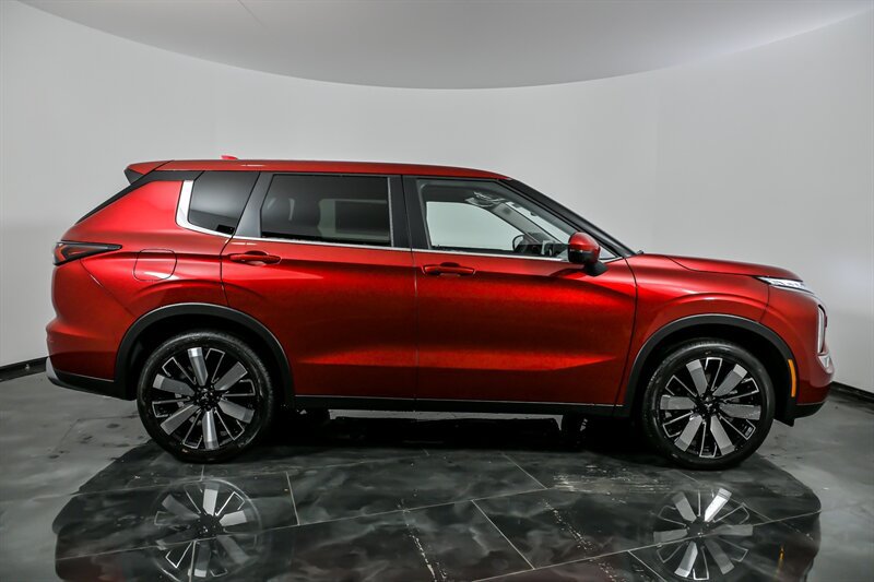 New 2026 Mitsubishi Outlander SE AWD/4WD image 10